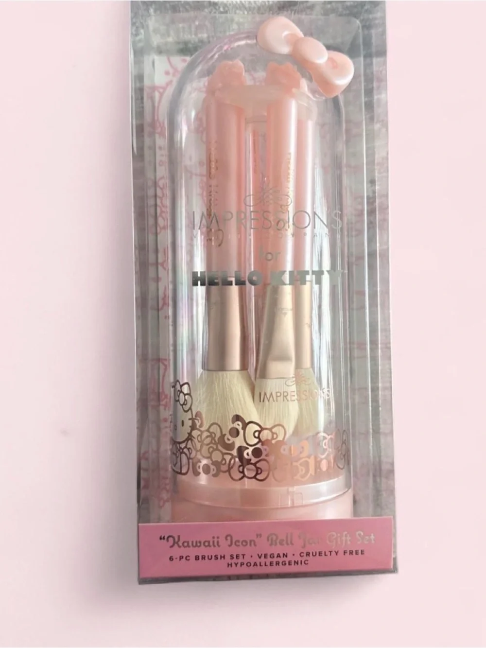 Impressions Hello Kitty Pastel Pink 6-Piece Makeup Brush Set with Dome Case